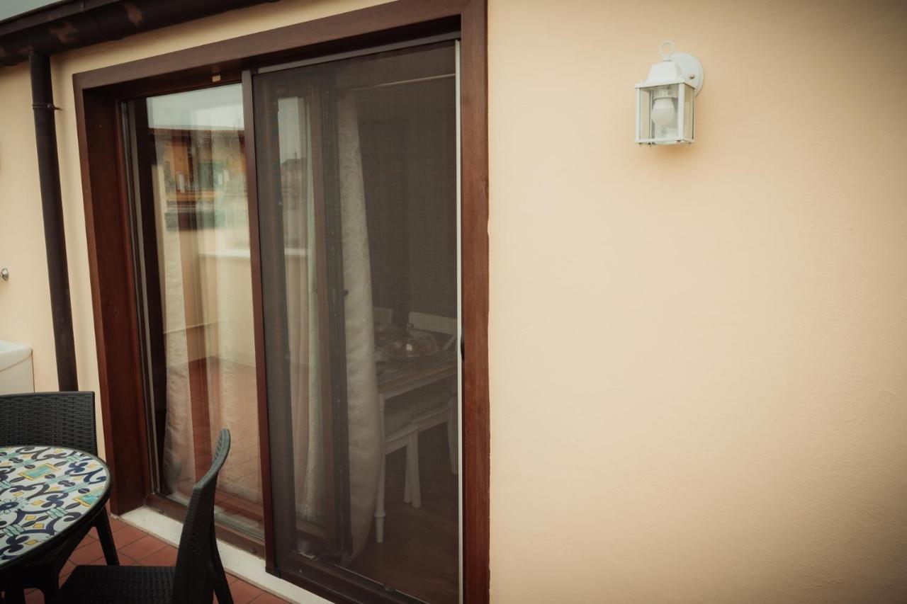 La Terrazza Dei Gemelli - Casa Vacanze Venosa Exterior foto